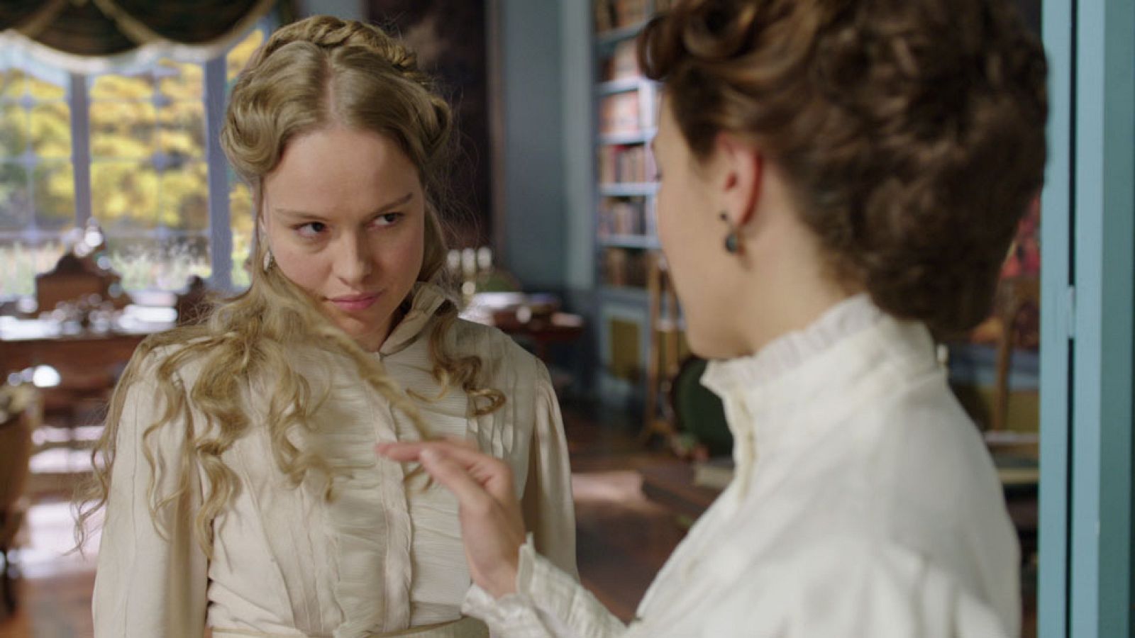 Víctor Ros - Lola, el inesperado apoyo de Clara