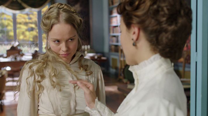 Víctor Ros - Lola, el inesperado apoyo de Clara