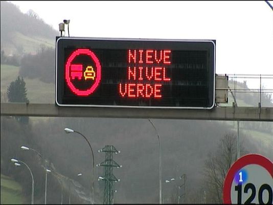 Panorama Regional - El tiempo en Asturias - 17/02/15