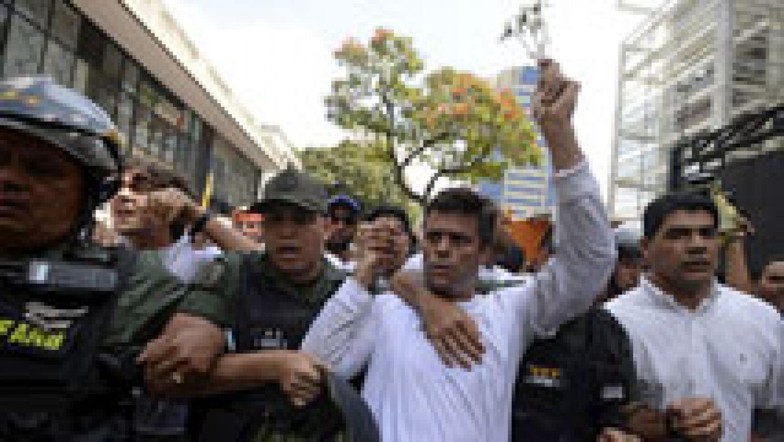 Telediario 1: El líder opositor venezolano Leopoldo López cumple un año en prisión | RTVE Play
