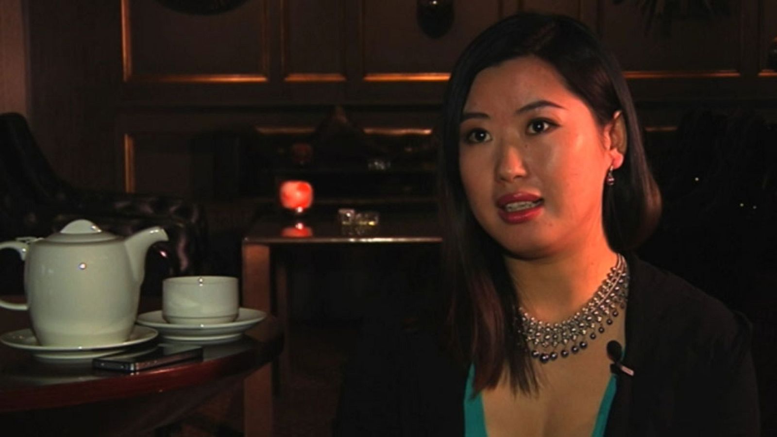 Las jóvenes chinas viven con ansiedad por la presión a casarse antes de los treinta años