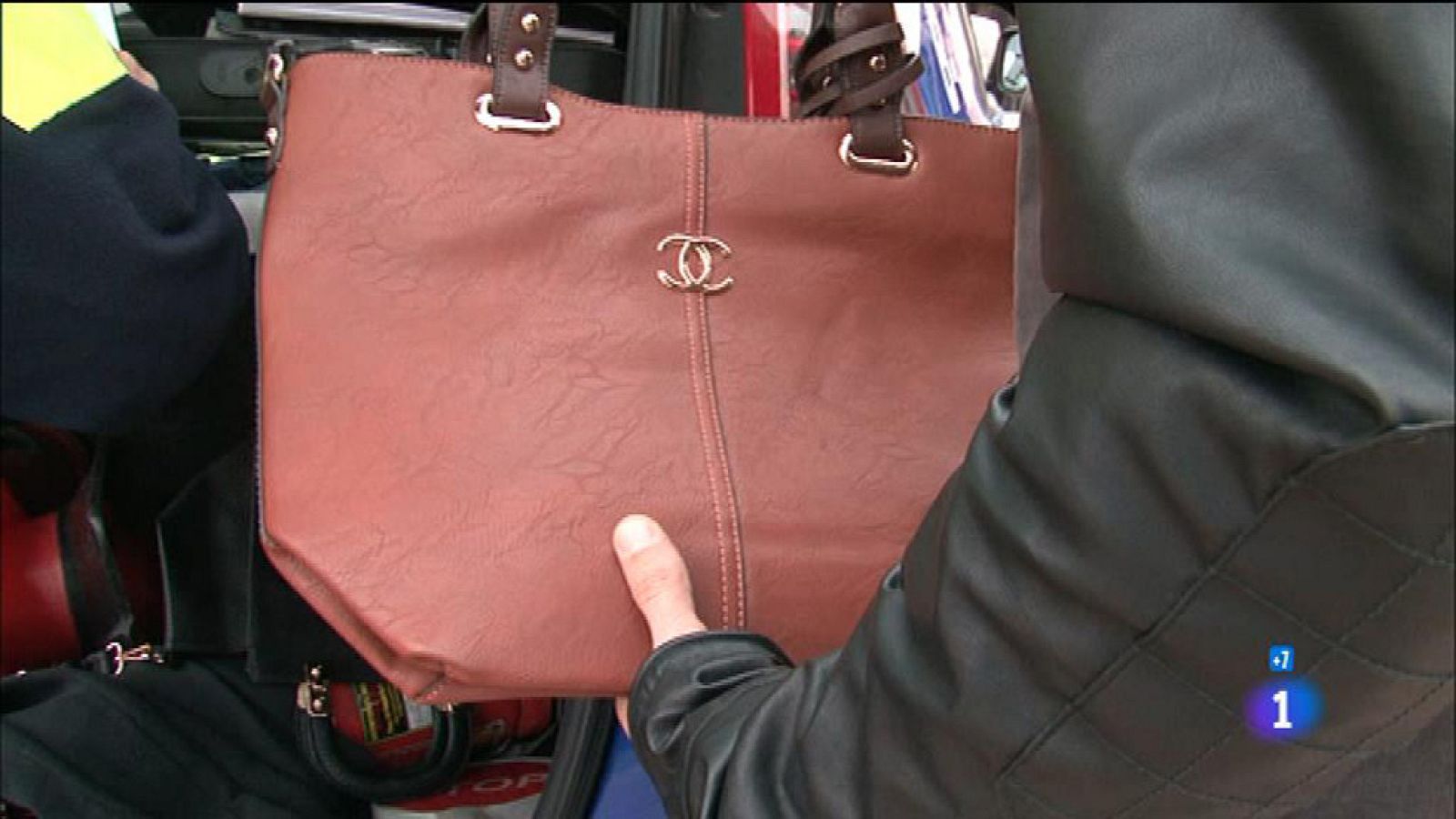 Comando actualidad - Piratas - En el mercadillo