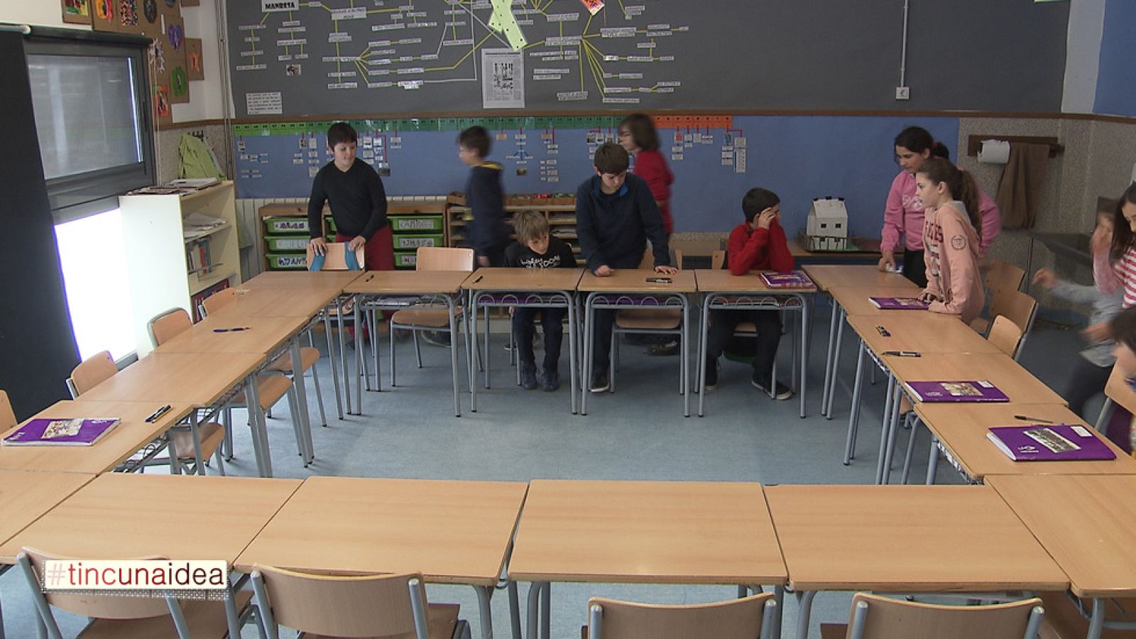 Tinc una idea - Projectes - Educar trencant motllos