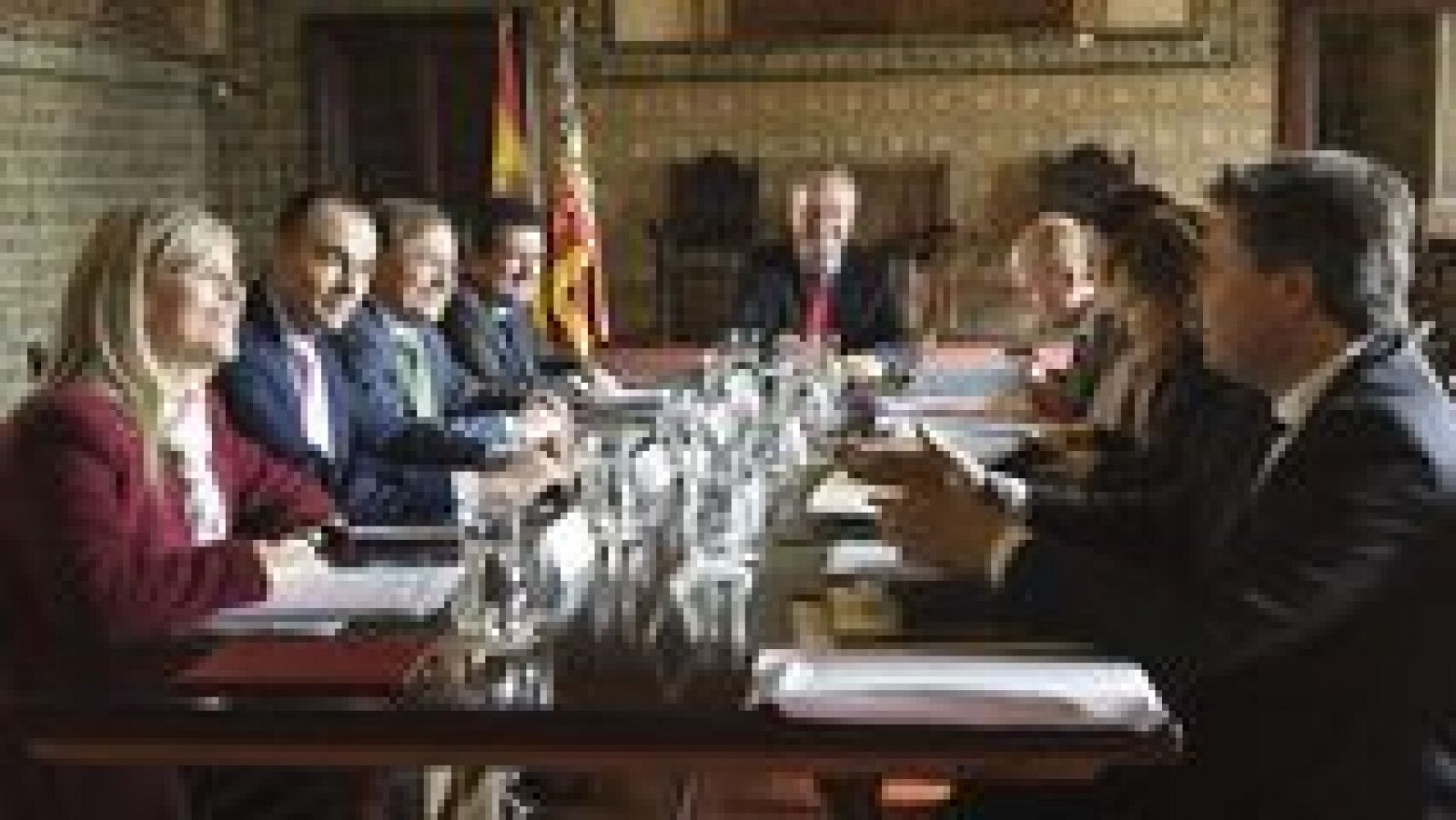 L'informatiu - Comunitat Valenciana: La Comunidad Valenciana en 2' - 20/02/15 | RTVE Play