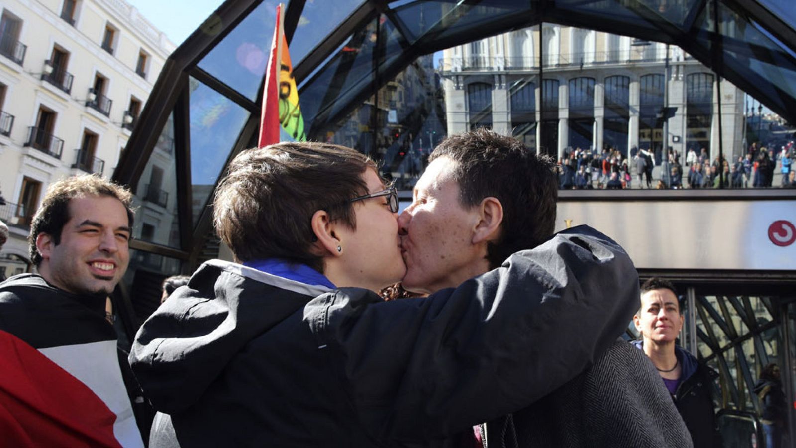 Igualdad real para lesbianas, gais, transexuales y bisexuales