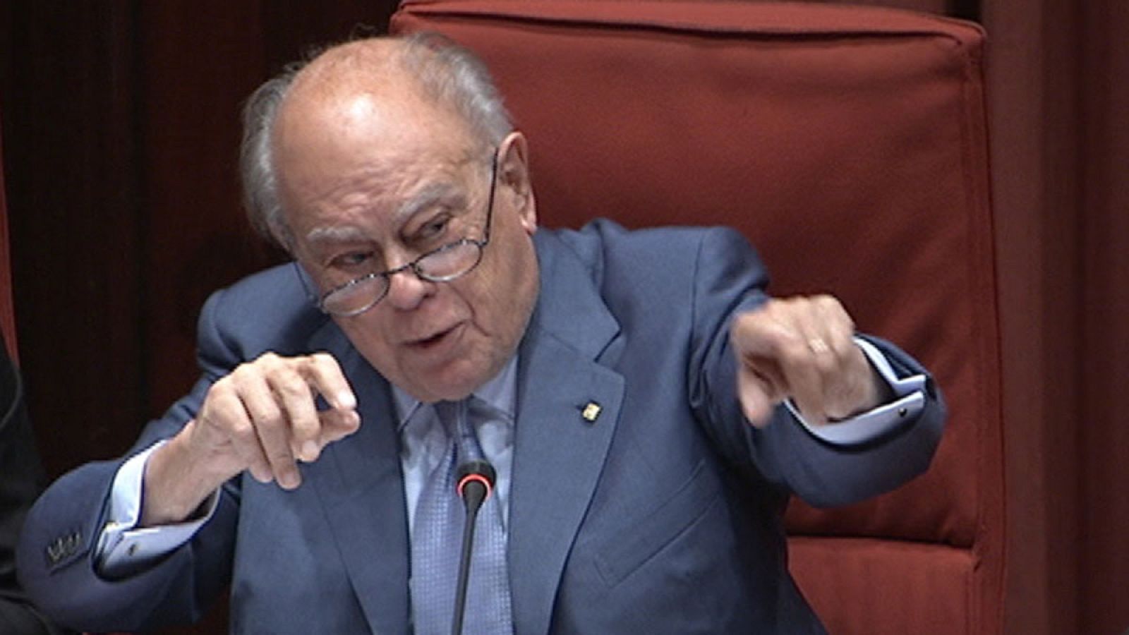 Jordi Pujol comparece por segunda vez en el Parlament tras reconocer que ocultó dinero en el extranjero