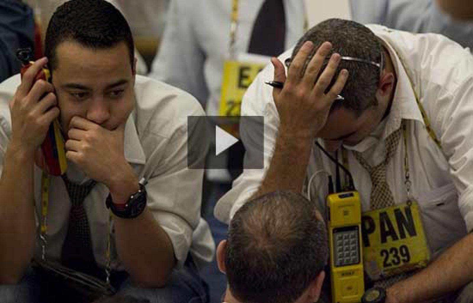 Después de que el plan de rescate financiero presentado por la administración Bush fuera rechazado en la Cámara de Representaes en primera votación, el Presidente Bush se va a reunir de urgencia con su equipo económico.