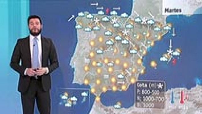 Fuerte oleaje y temperaturas bajas en norte y noroeste