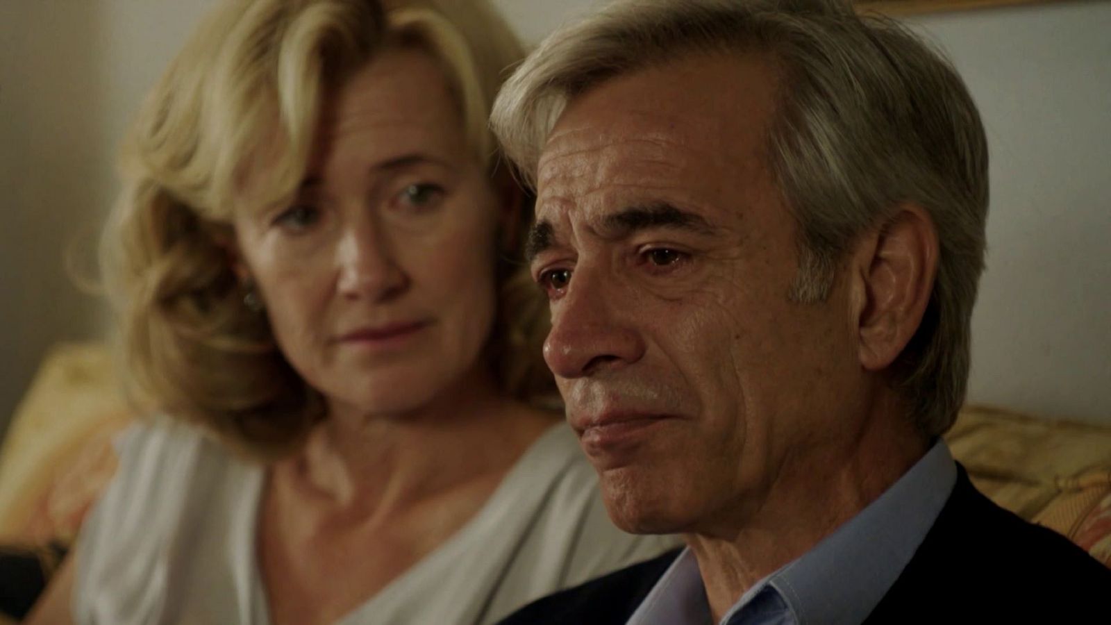 Cuéntame cómo pasó - T16 - Episodio 8: Polvo al polvo - Ver ahora