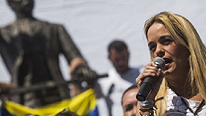 La mujer de Leopoldo López: "En Venezuela se encarcela a quien protesta" 
