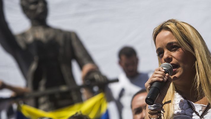Telediario 1 - La mujer de Leopoldo López: "En Venezuela se encarcela a quien protesta"