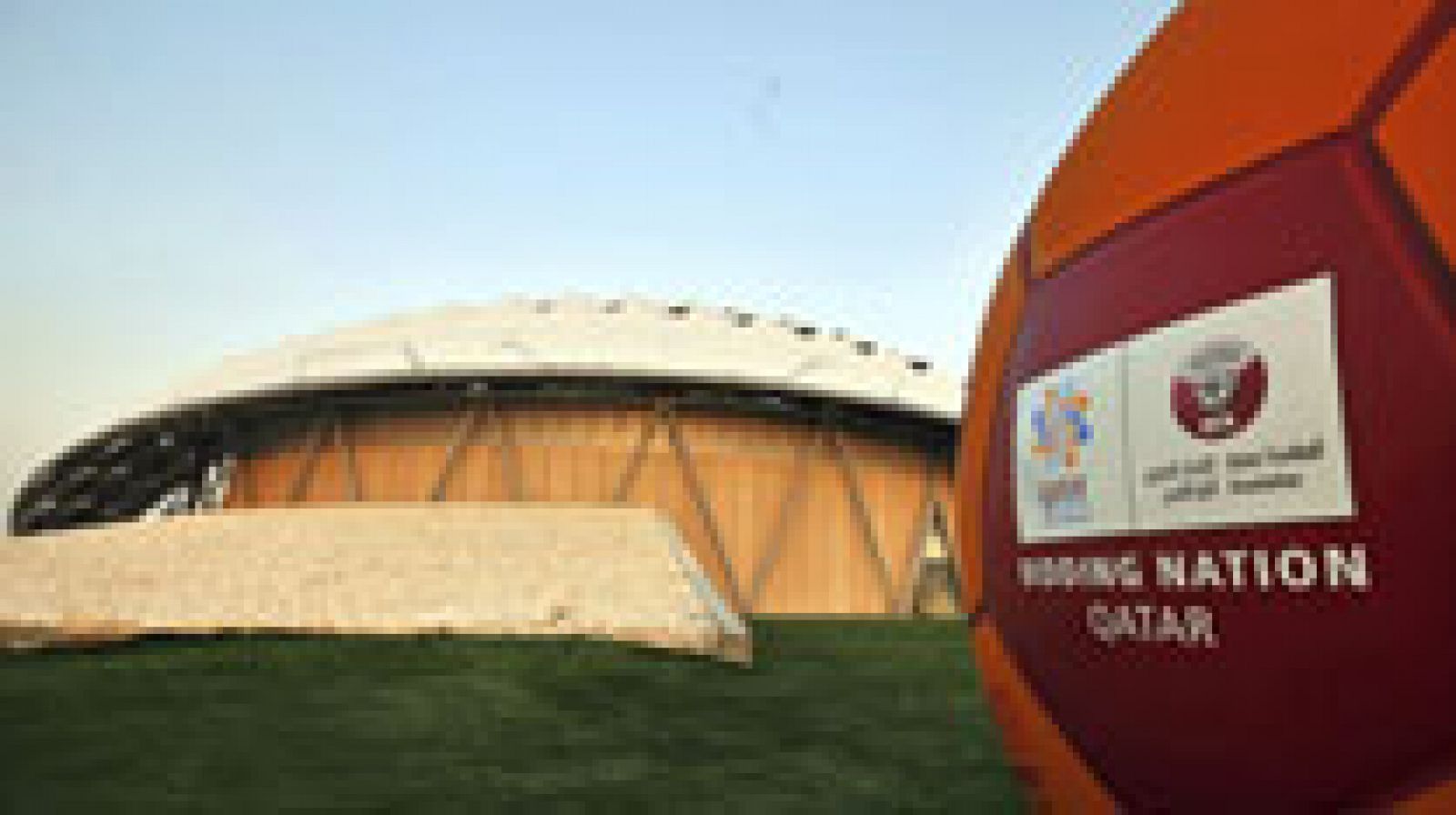 Telediario 1: La FIFA propone que el Mundial de Catar 2022 se juegue en invierno | RTVE Play