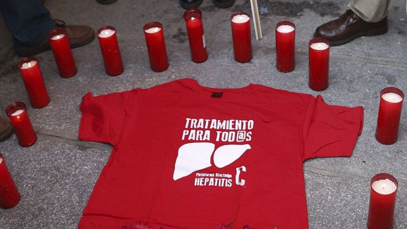 El Gobierno se compromete a administrar los fármacos de última generación a todos los enfermos de hepatitis C
