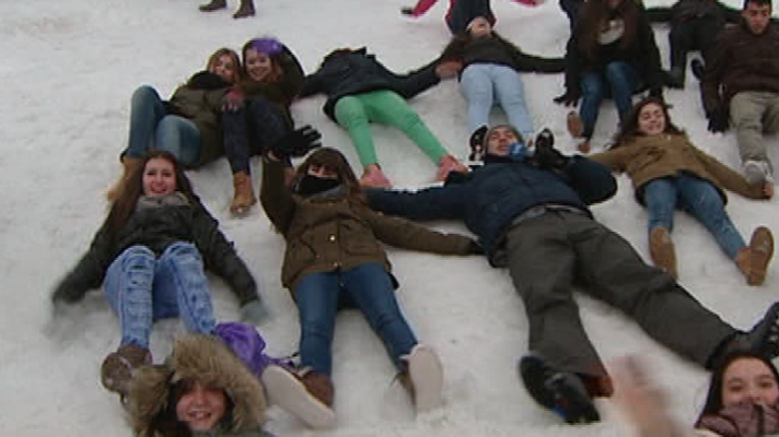 España Directo - El hombre de las nieves viaja a Navacerrada