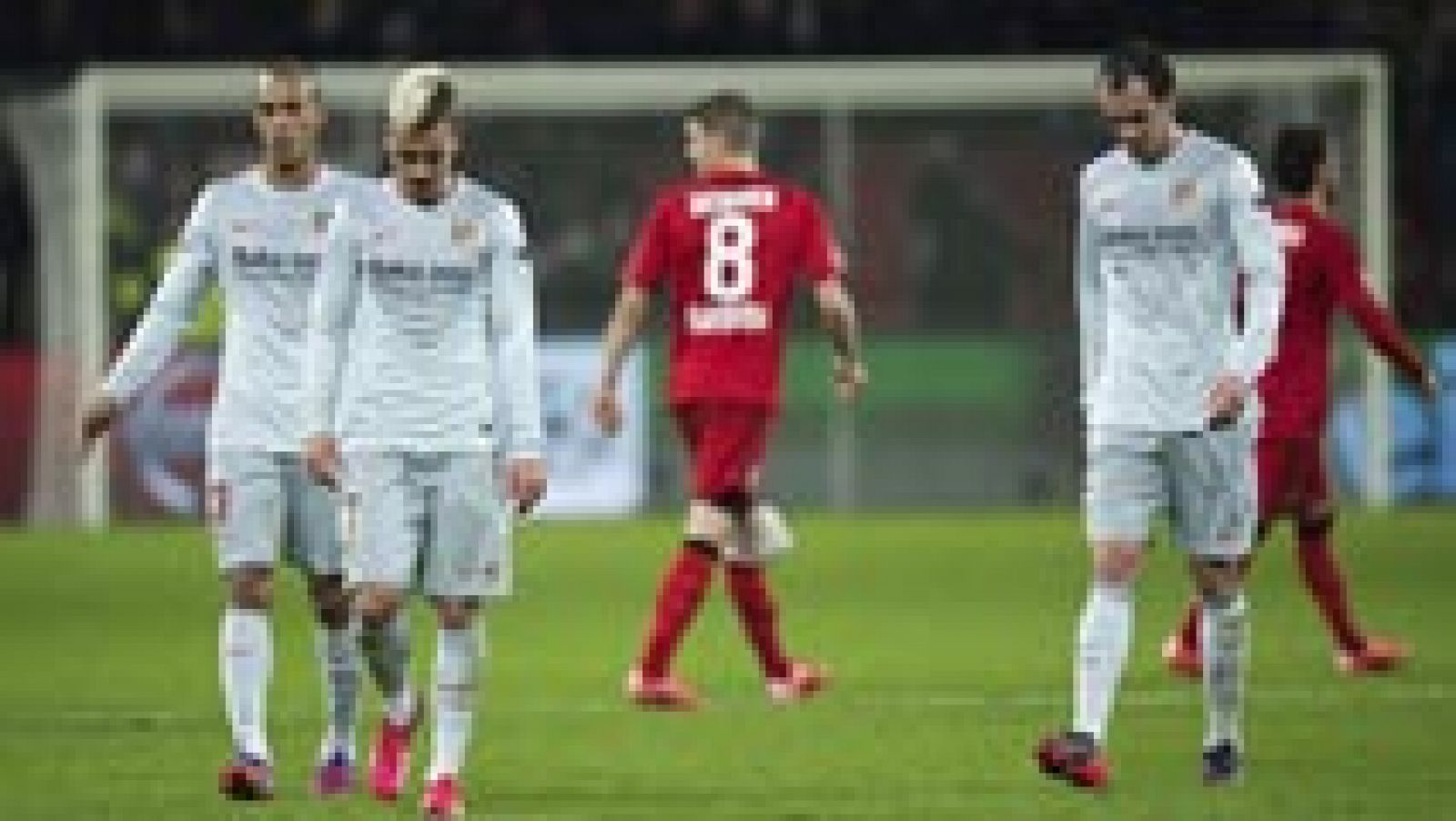 Telediario 1: Un Atlético irreconocible cae ante el Bayer Leverkusen | RTVE Play
