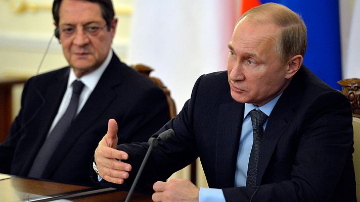 Telediario 1 - Putin advierte que peligra el suministro de gas ruso a la UE si Ucrania no paga la factura