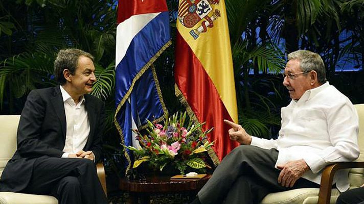 Telediario 1 - Zapatero y Moratinos se reúnen con Raúl Castro en La Habana