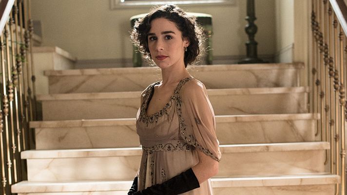 Somos promos - Candela Serrat, la intelectual de 'Seis Hermanas'