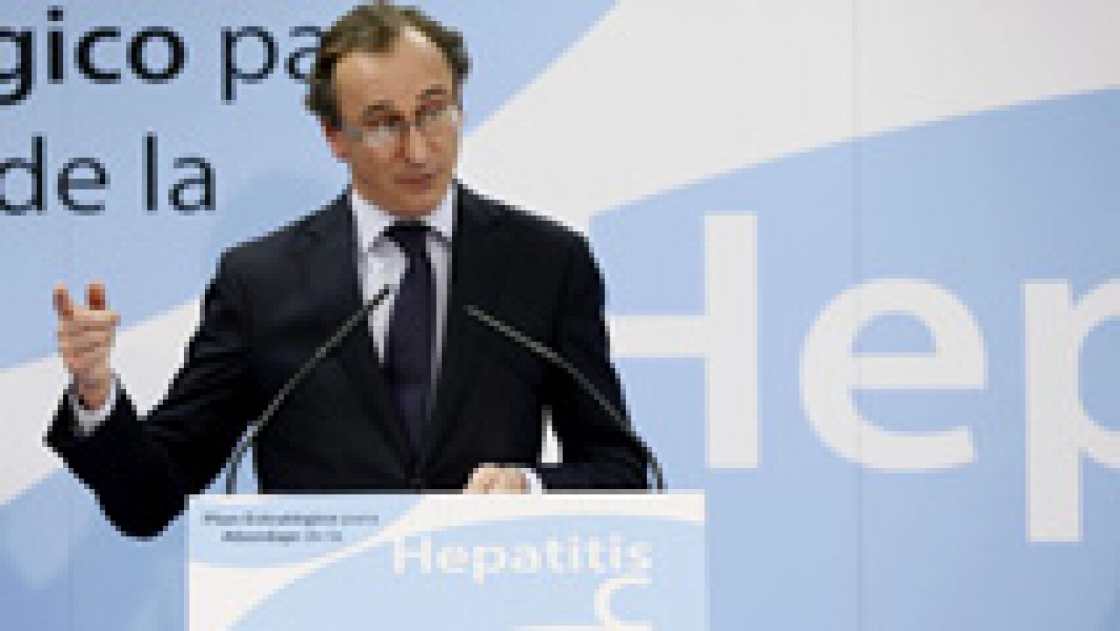 Telediario 1: Sanidad afirma que más de 50.000 pacientes con hepatitis C avanzada recibirán nuevos fármacos | RTVE Play