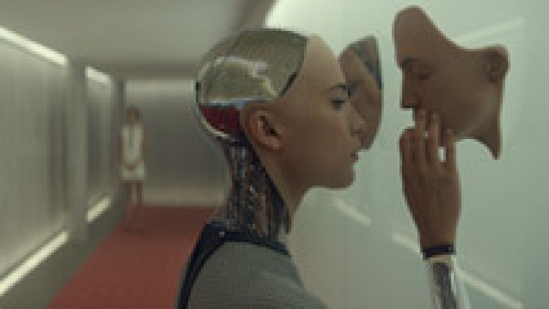 'Ex Machina'