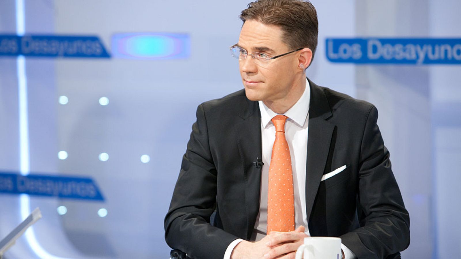Katainen: "Aunque cueste dinero, animo al Gobierno español a que preste atención a la calidad y la cantidad de la educación"