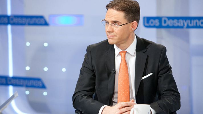 Los desayunos - Katainen: "Aunque cueste dinero, animo al Gobierno español a que preste atención a la calidad y la cantidad de la educación"