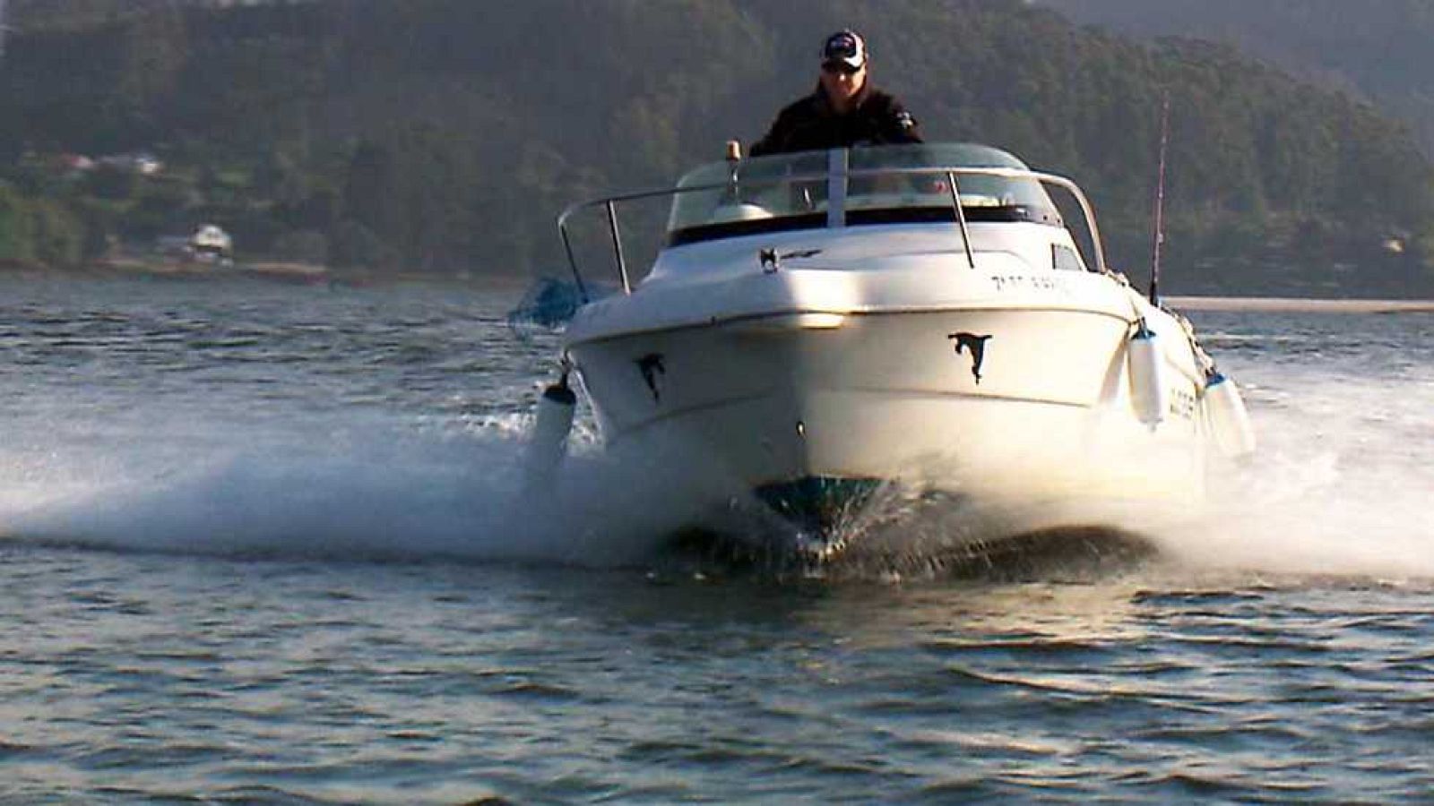 Jara y sedal - Grandes doradas con el Tanero - ver ahora