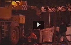 Anoche, en San Sebastián, varios encapuchados incendiaron un autobús de línea