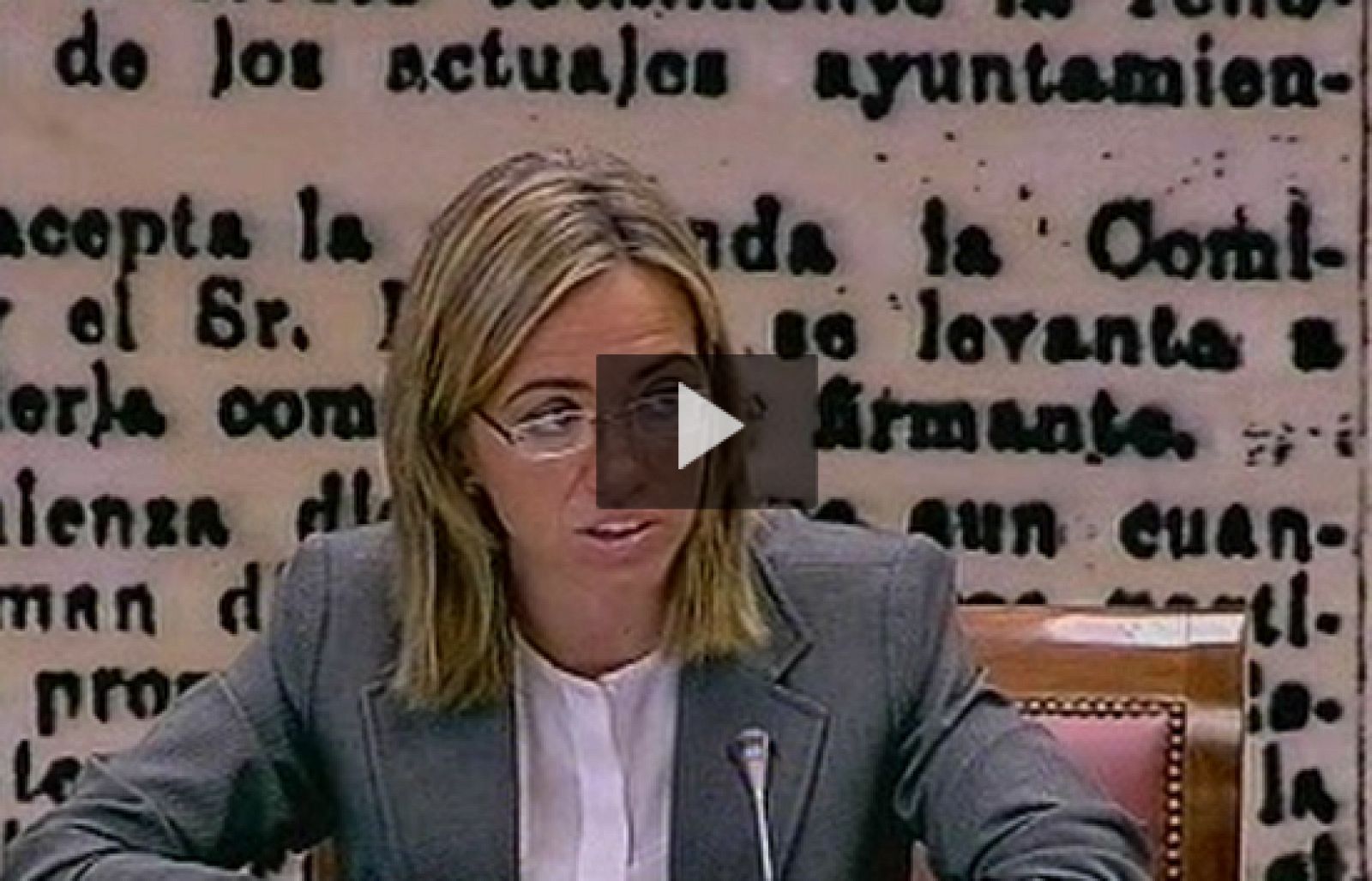 España intentará convertir en civil la misión militar en Bosnia | Ver