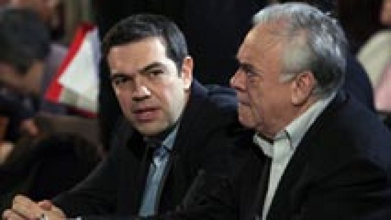 Alexis Tsipras ha acusado a España y Portugal de formar un eje político contra su gobierno