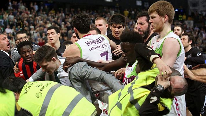 Telediario 1 - Trifulca final en el derbi vasco