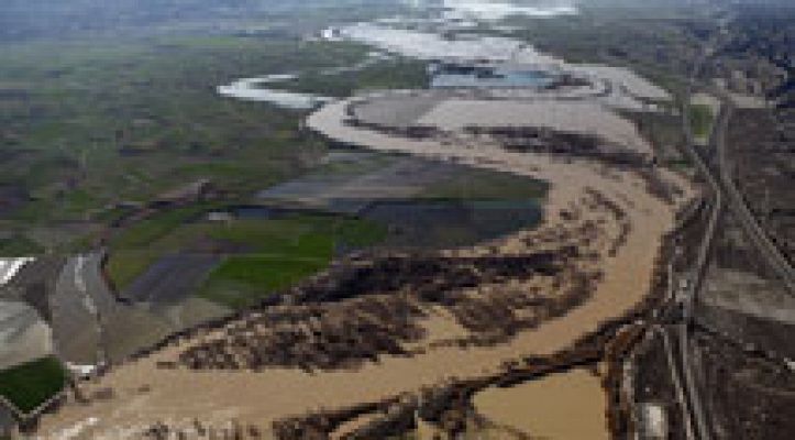 Informativo 24h - El pico de la crecida ya ha llegado a Zaragoza