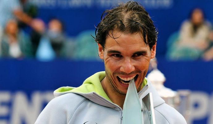 Telediario 1 - Nadal vuelve al podio de la ATP