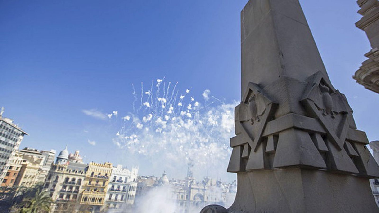 Más de 4.000 personas trabajan para que las mascletás se desarrollen con todas las medidas de seguridad