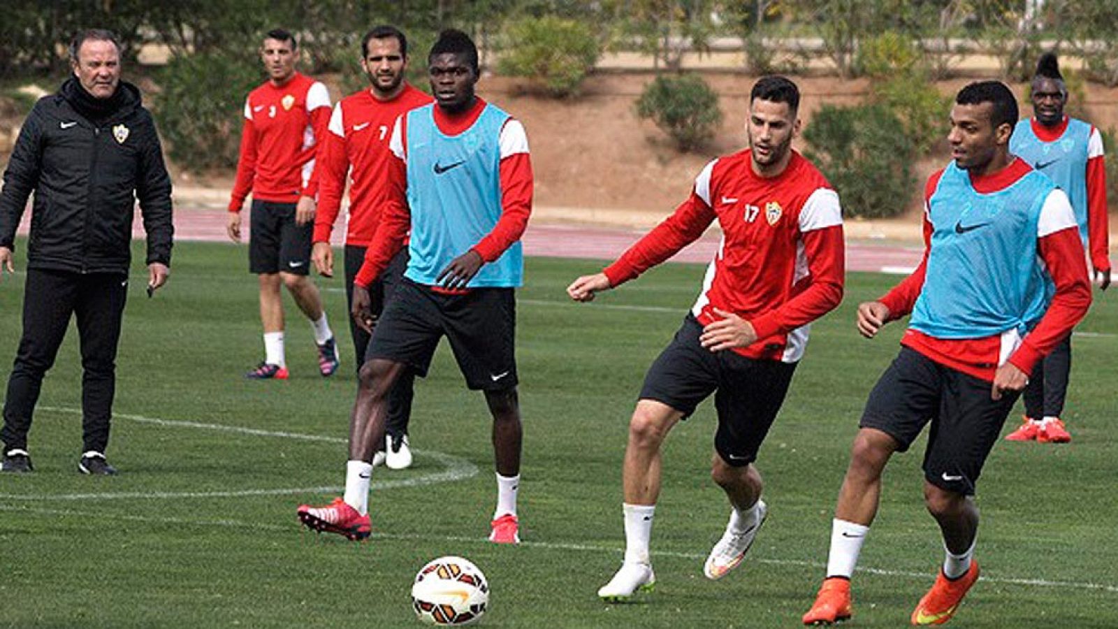 Siguen las fricciones entre la LFP y la RFEF, esta vez por el Almería | Ver