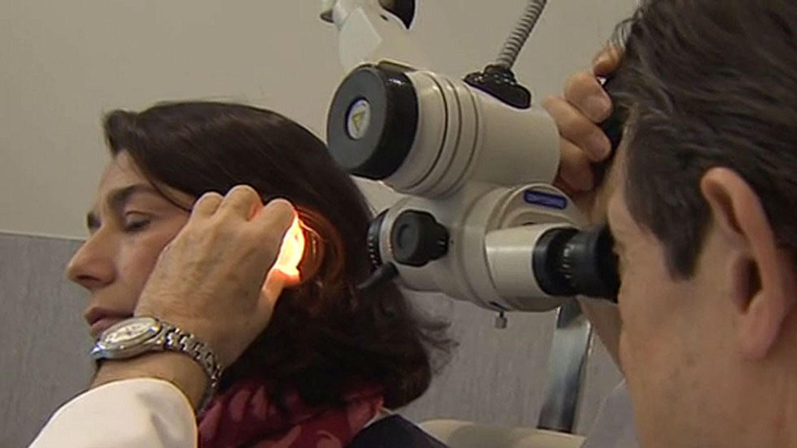 Cada vez hay más jóvenes en riesgo de perder la audición