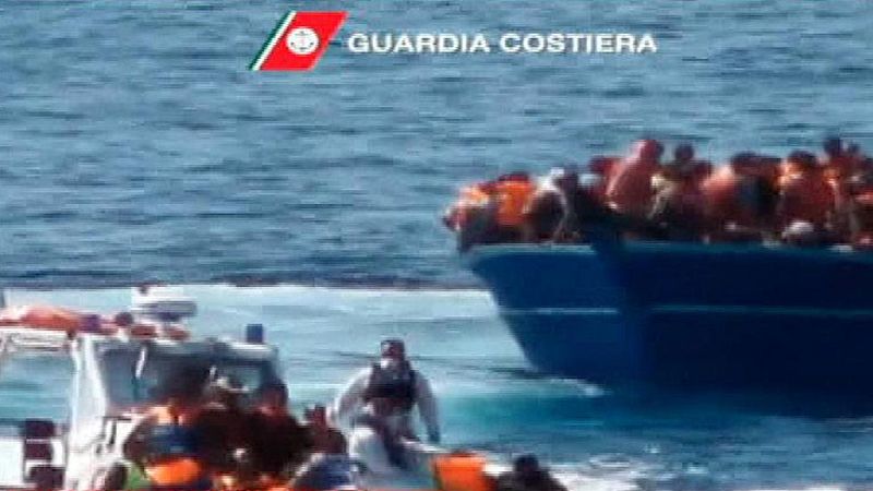 Mueren 10 personas y casi un millar son rescatadas en el Canal de Sicilia