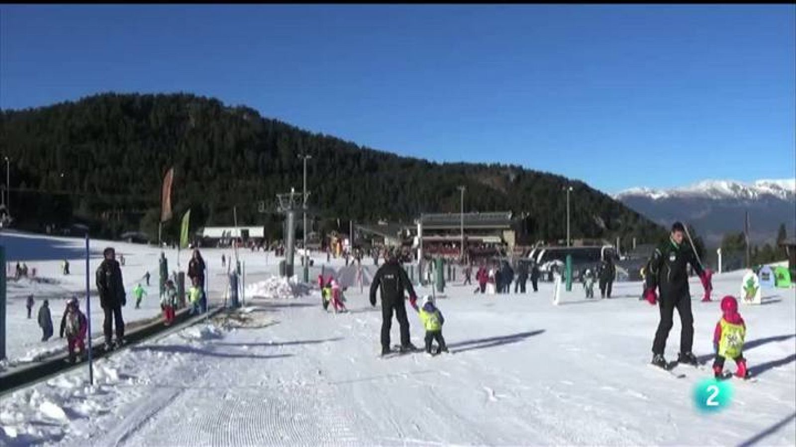 Tinc una idea - Projectes - Noves escoles d'esquí per a nens ben petits