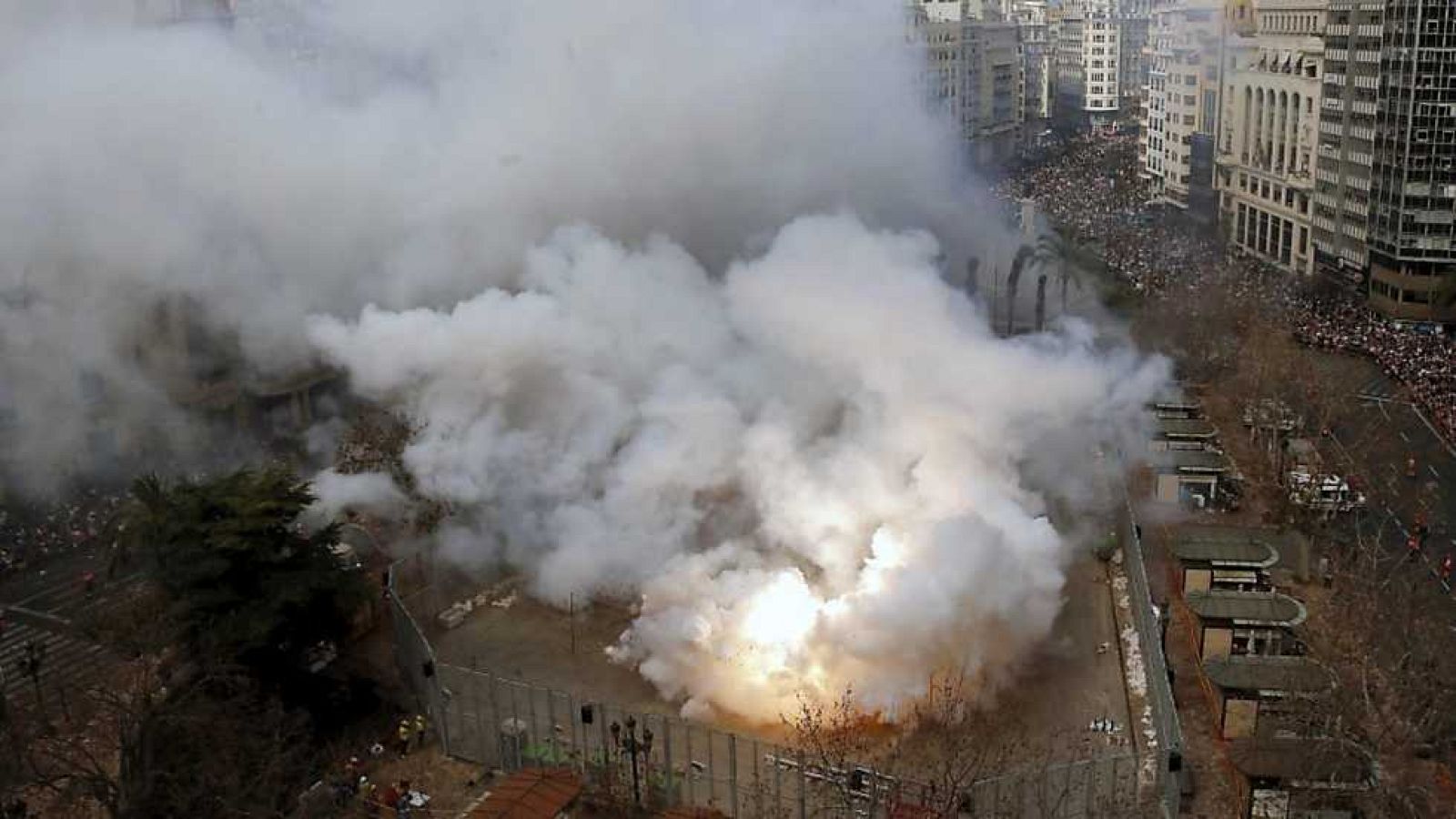 L'Informatiu - Comunitat Valenciana 2 - 04/03/15 - Ver ahora