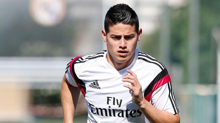 Telediario 1 - Ramos y James ya se ejercitan sobre el césped