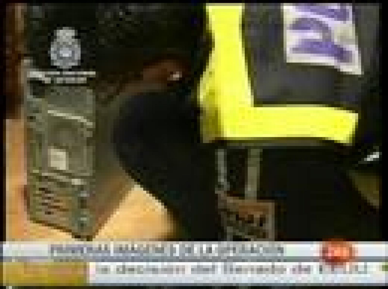 Primeras imágenes de la operación de pornografía con 121 detenidos | Ver