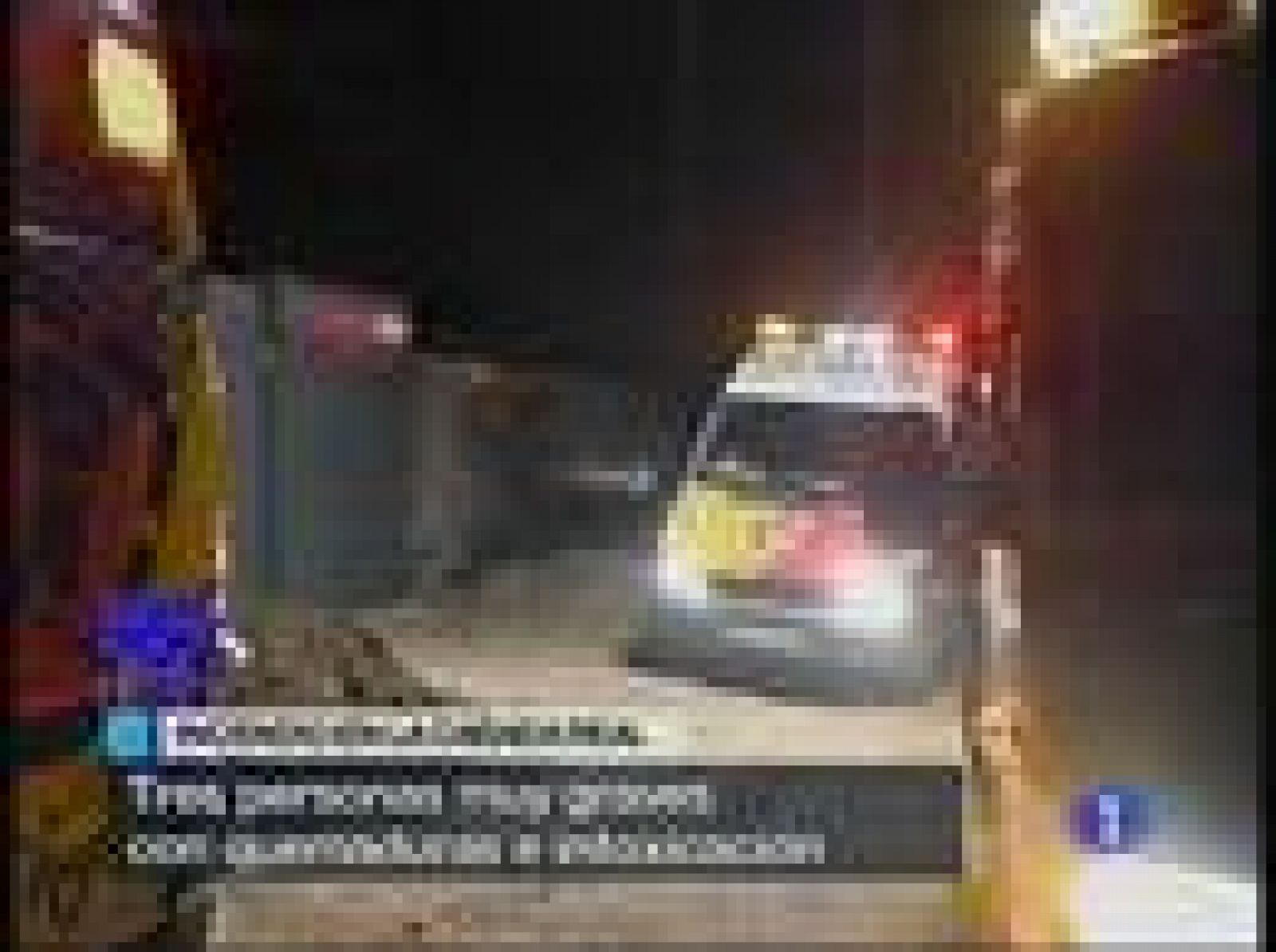 Tres personas están muy graves, tras un incendio en un barracón en la Cañada Real Medina, Madrid | Ver