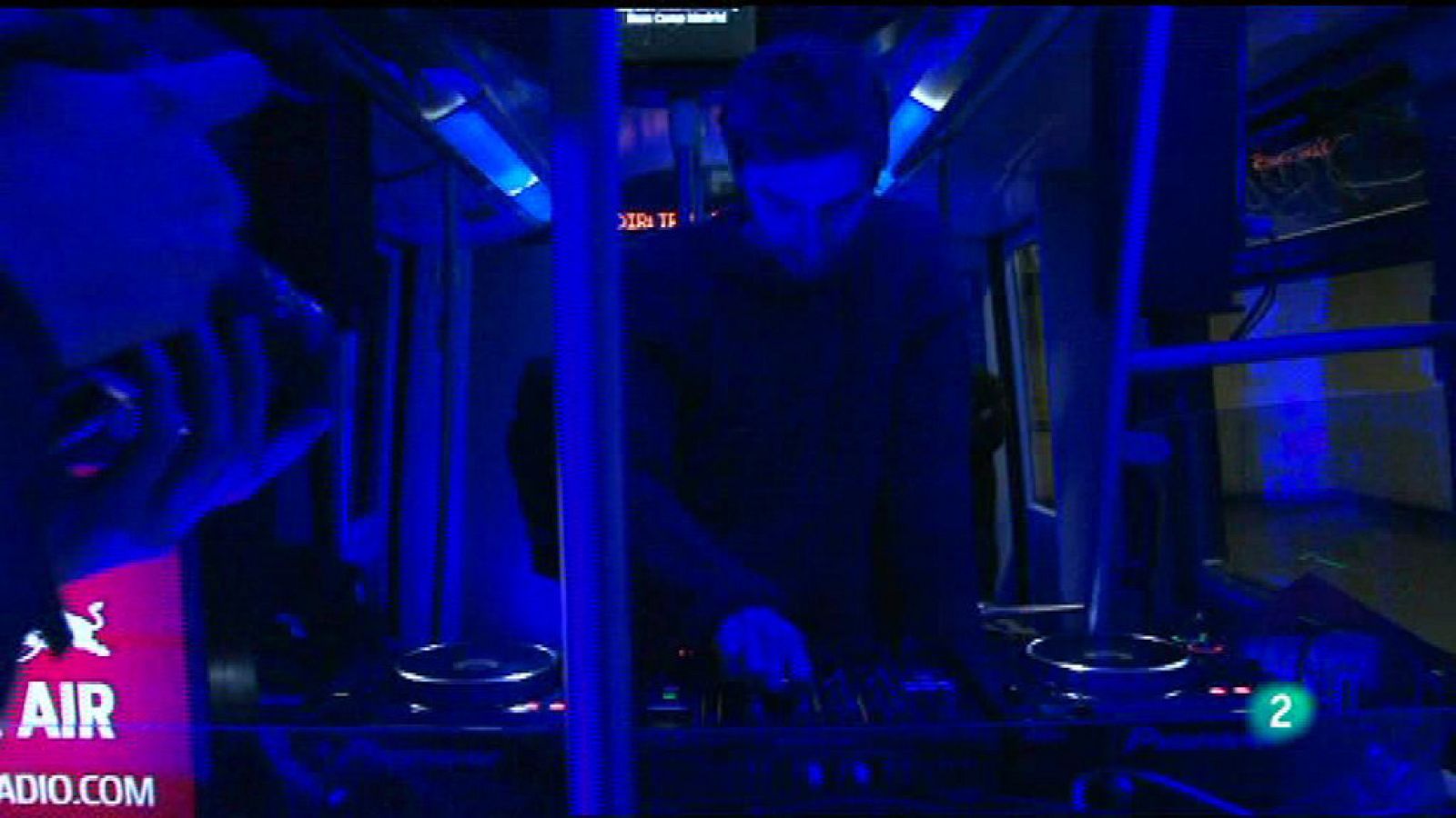 Atención obras - Fiesta DJ