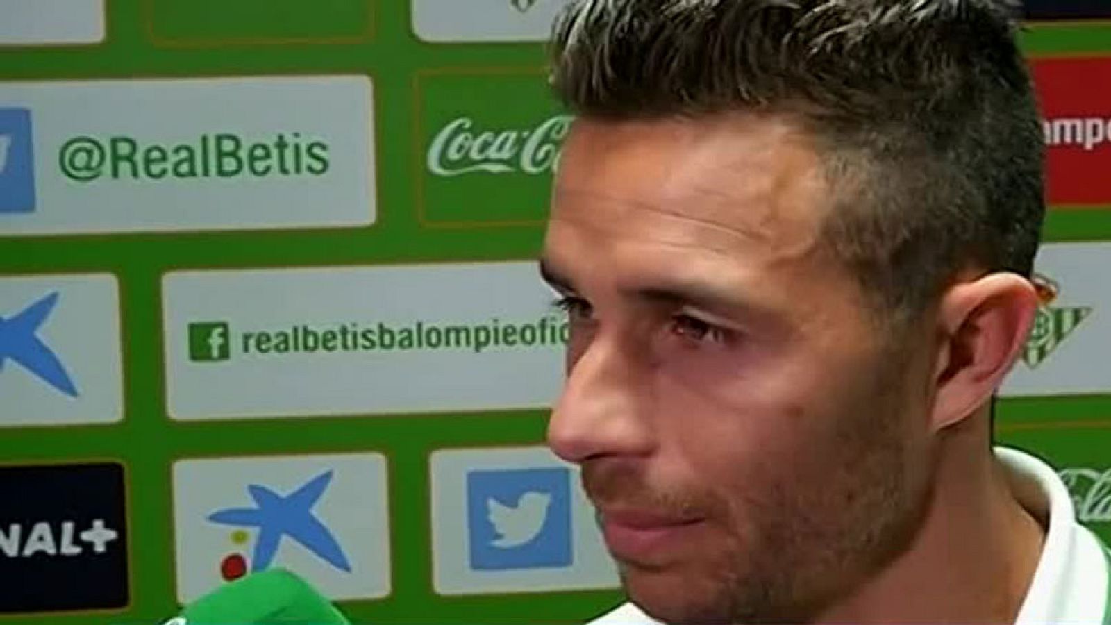 Rubén Castro rectifica: "Estoy en contra de cualquier forma de violencia" | Ver