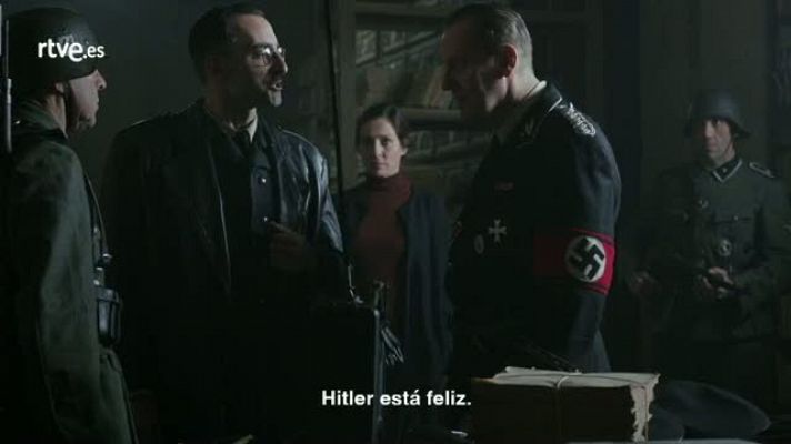 Himmler tiene que ir al baño