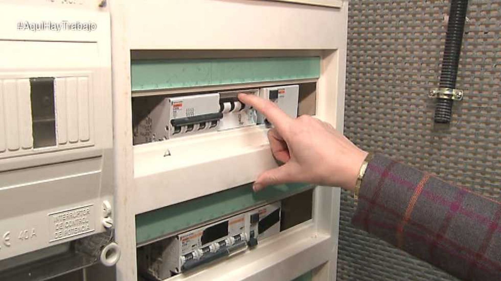 Aquí hay trabajo - 10/03/15 - ver ahora