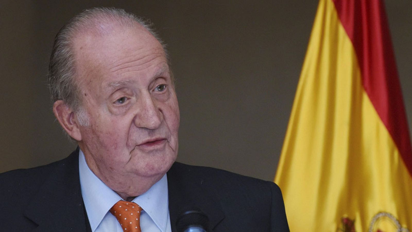 El Tribunal Supremo archiva la demanda de paternidad contra el rey Juan Carlos