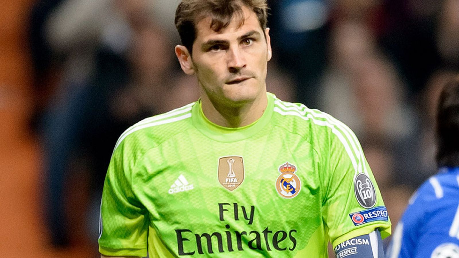 Pudo hacer más en tres de los cuatro goles que encajó y el Bernabéu perdió la paciencia con Iker Casillas, que reconoció su mal partido y sí estuvo acertado cuando pidió a sus compañeros que agradeciesen el apoyo del público.
