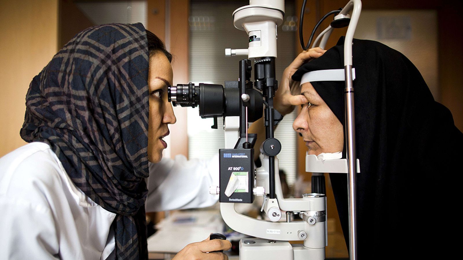 Amnistía Internacional denuncia que Irán quiere convertir a las mujeres en "máquinas de procrear" | Ver