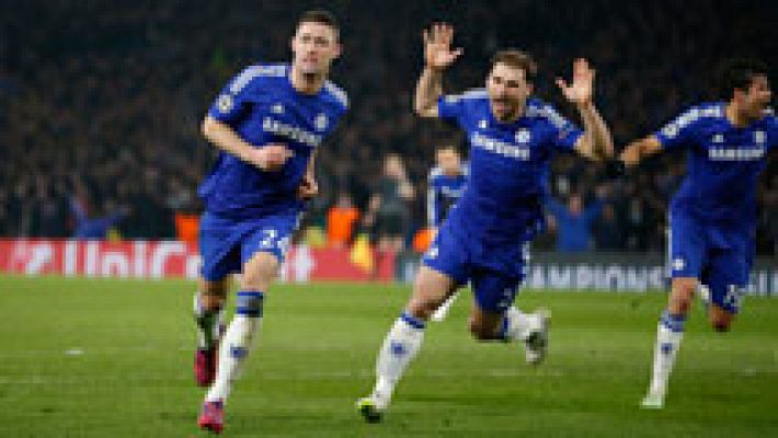 Champions League - Cahill fusila a Sirigu para abrir el marcador (1-0)